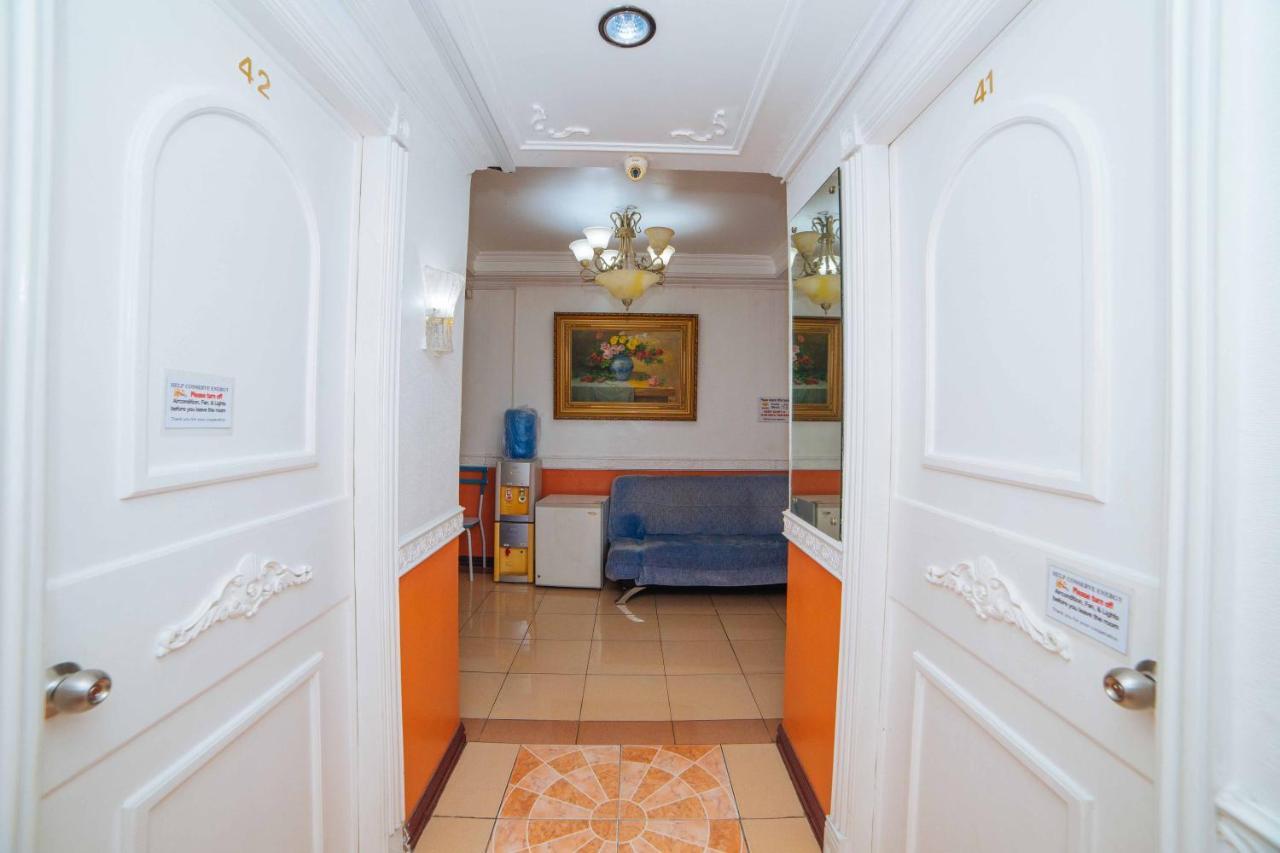 Reddoorz @ Fields Avenue Angeles City Экстерьер фото