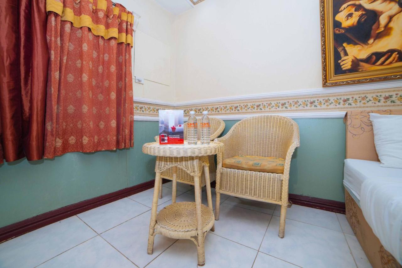 Reddoorz @ Fields Avenue Angeles City Экстерьер фото