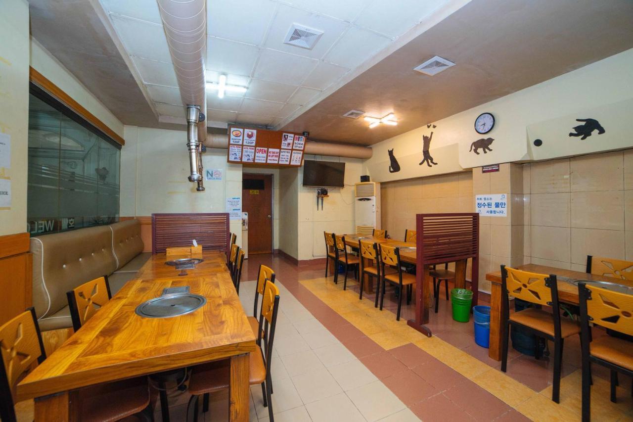 Reddoorz @ Fields Avenue Angeles City Экстерьер фото